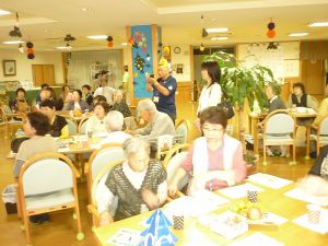 森カフェ101